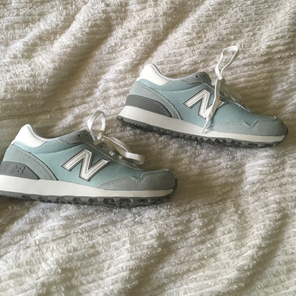 New Balance | Baby Blue New Balance 515 | Women 6